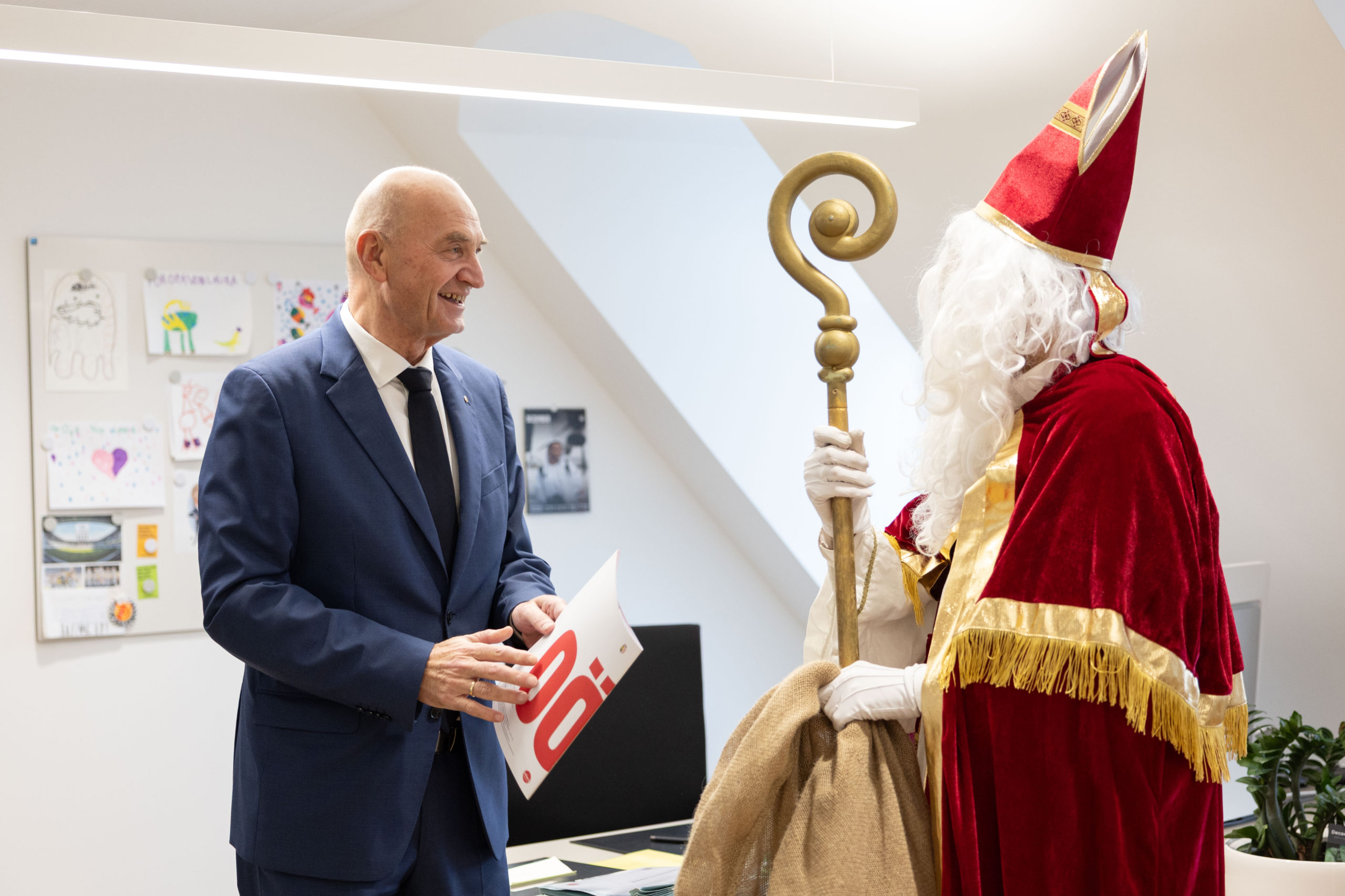 Die OÖ Hausordnung weist unter anderem auf die zentrale Rolle der heimischen Kultur und gelebter Traditionen hin – der Nikolaustag ist ein gelebtes Beispiel dafür. (c) Land OÖ/Spenlingwimmer