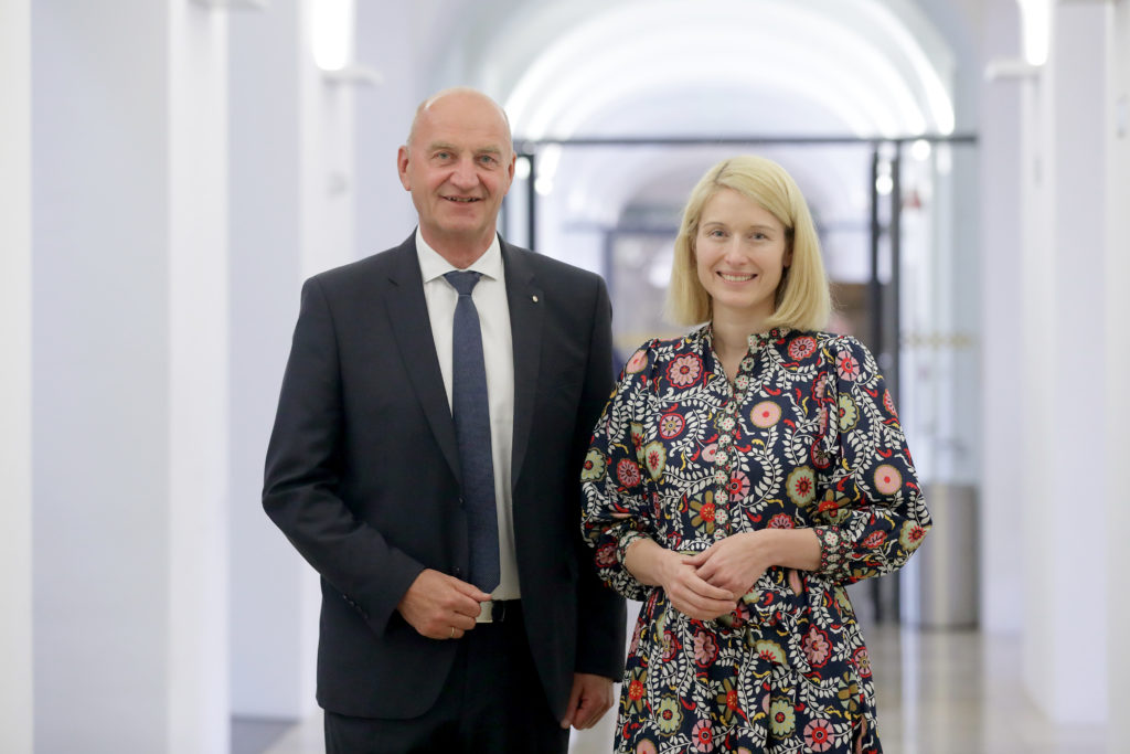 Gesundheitsreferentin LH-Stv.in Mag.a Christine Haberlander und Sozial-Landesrat Dr. Christian Dörfel. Foto: Land OÖ